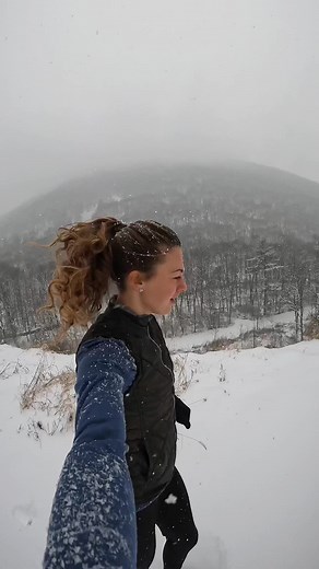 Running Princess (@iwin5ks)’s videos with original sound - Goldenfilmz🎞🌼