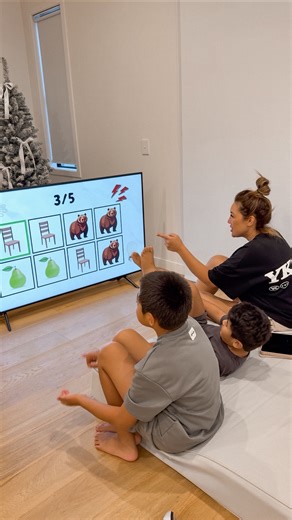 Harder then it looks okay 😅🤣 Just YouTube "say the word on the beat" theres a gazillion on there #saythewordonbeatchallenge | Alaina Key