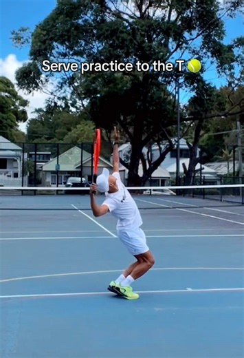 Mastering Your Tennis Serve with HEAD Radical MP
