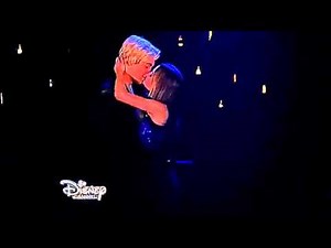 Austin & Ally ~ duets & destinys ~ Auslly kiss in slow motion