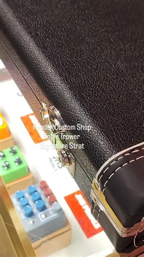 #straturday - The Fabulous Robin Trower Stratocaster #fender #robintrower #custom #shop #strat | Hauer Music