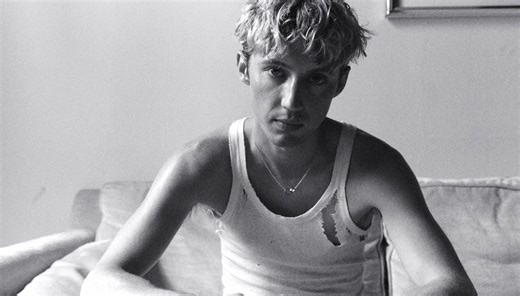 Troye Sivan - Strawberries & Cigarettes (Love, Simon Music Video)