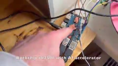 #Ukraine @414magyarbirds 👀 surely this is a cheap as chips drone defence system if you replace that water gun with a real one?!