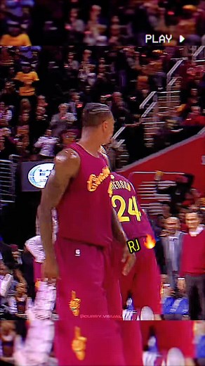 Richard Jefferson Posterizes Klay Thompson | Throwback NBA Dunk