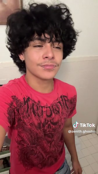 Zenith.ghodts (@zenith.ghostss)’s videos with original sound - Pablo