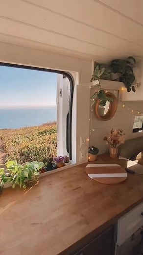 a few tips for stealth camping✨ #camperlife #vanlifetips #traveling #lifeontheroad #vanlife | Daily Van Life