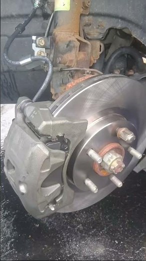2015 Jeep Patriot Front Brake Replacement — Roadside Rescue