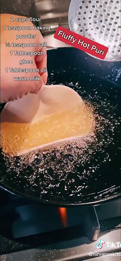 Fluffy Hot Puri Recipe: How to Make Delicious Indian Puris