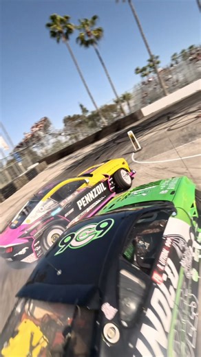 Justin Skinner | FPV Drone Pilot | New year, new angles! #formuladrift #fpv Presented by @usairforce #drift #drone #gnblipo #camerabutter | Instagram