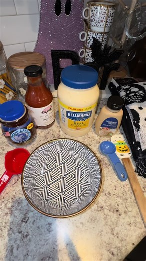 Home made chic filet sauce. It’s a good dupe but not exactly the same. #healthy #wellness #sauce #chickfila #dupe