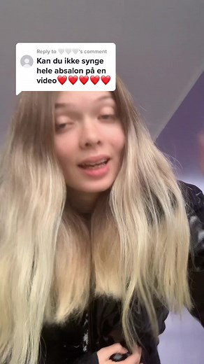 Replying to @🤍🤍🤍 den bedste af dem alle 🥹 jeg drømte mig en lille drøm ❤️ #absalonshemmelighed #julekalender #julesang #december #danskjul #danskesange #danmark