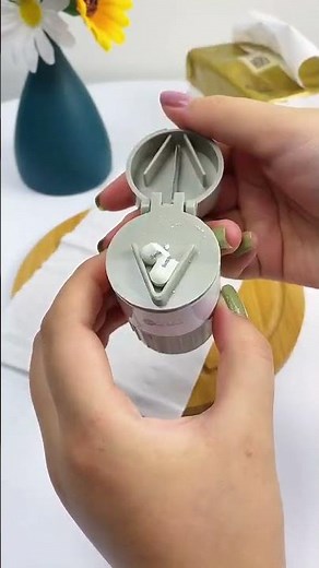 No More Struggles! Best Tablet Splitter and Crusher for Patients 💊💥 #TabletCutter #PillSplitter