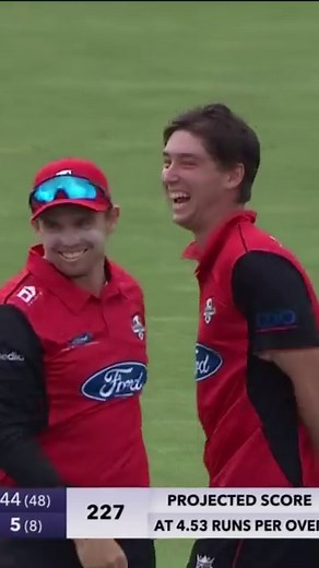 Tom Latham! A special catch in the Ford Trophy final. Follow play LIVE in NZ with @tvnz.official 🏏 #FordTrophy | Blackcaps