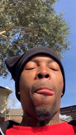 Bryson Thomas-Jones | Somebody go help him🤣🤣 #explorepage✨ #funny #243 #fyp #mtr | Instagram