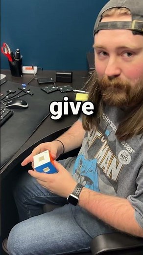 Solving cube with holes + magnets #speedcubeshop #rubikscube #cubing
