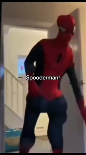 I don’t remember this deleted scene 🕷️🕸️😂#spiderman #funnyvideos #viral