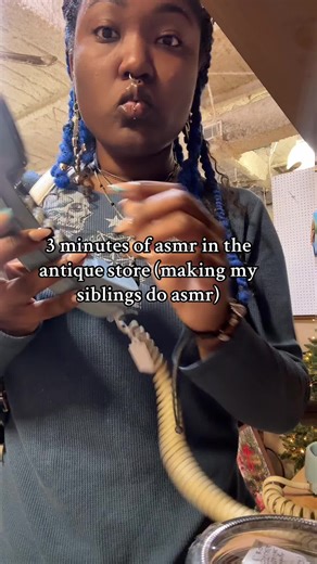 i love asmr. especially scratching clothing and phone tapping 😛the fan got so loud 😔 #lofiasmr #tappingasmr #asmr #mouthsounds