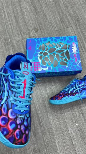 MB.04 Lo Alien Skin Size 40 to 46 🏷️30k 📍Dakar, rond-point Colobane 🇸🇳 Worldwide delivery 🚚 #mb04 #lameloball #basketball #junior_business🛍️ #senegalaise_tik_tok