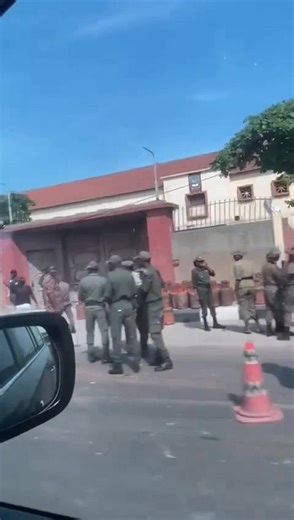 Última hora Parede da cadeia central de Luanda ( CCL) foi rompido | DjSalgado Na Atualidade