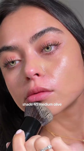 Skinimalism = Easy Breezy