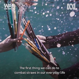 So many plastic straws end up in the ocean. Enter, Operation Straw who do ‘Strawkles’ to get the straws out of the ocean. Obviously, this is not ideal so watch Harriet Spark, founder of Operation Straw on what you can do get straw use down. #WarOnWasteAU | ABC Sydney
