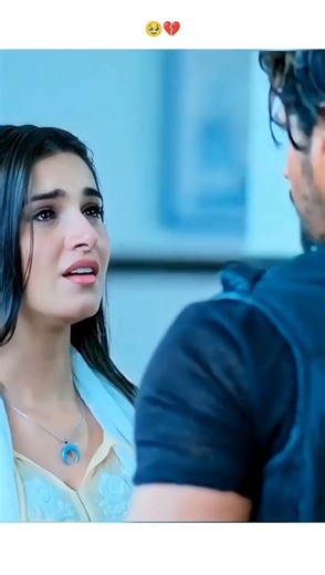 Bahut aai gai yade 🥹💔 #whatsappstatus #love #sad #sadsong #lyrics #hindisong #lovesong #song #viral