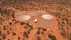 As first antenna is installed on groundbreaking 'time machine' telescope, traditional owners welcome project