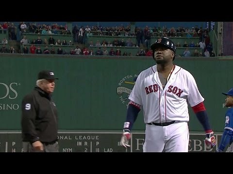TOR@BOS: Papi gets huge ovation during final at-bat