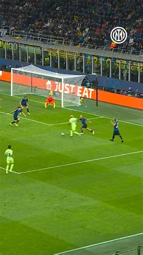 2.3M views · 51K reactions | Basto masterclass 彩勞 #ForzaInter #UCL | Inter | Facebook