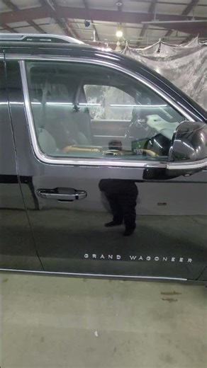 2022 Jeep Grand Wagoneer Series II 6.4L \n\n85,000 Miles, 4x4, 6.4L V8, 7 Passenger 2-2-3, Tow Packag