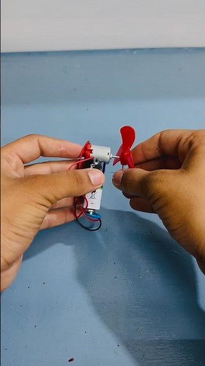 Battery Connect to DC Motor | Amazing HYD Project | DIY Science Experiment#shorts