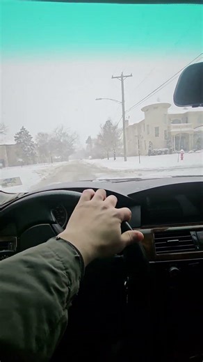 2006 BMW 530xi AWD #shorts #video #bmw #tiktok #trending #snow