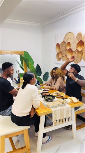 ቆንጆ ጊዜ🥰🥰 #ጥፍጥናዬ #ethiopia #ethiopian_tik_tok #fyp #couple @Nolex & Kozi