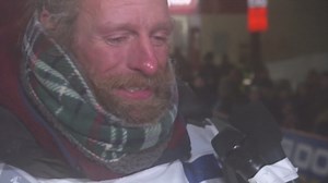 Jessie Holmes wins longest-ever Iditarod Trail Sled Dog Race