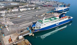 P&O ferry adrift in Irish sea with up to 410 passengers aboard - Extra.ie