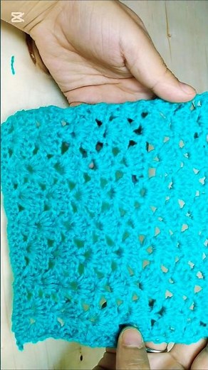 A simple and adorable crochet stitch to make a quick and easy blanket or bedspread for beginners