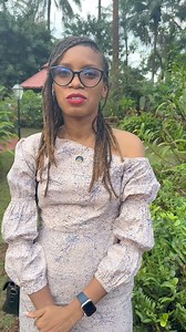 Binta DIALLO, Directrice de Bee's Eden, appelle toutes les femmes et les jeunes filles de Guinée à se lancer dans l'entrepreneuriat, car elles ont le potentiel de réaliser tout ce qu'elles peuvent imaginer. #USenGuinée | Ambassade des Etats-Unis Conakry, Guinée