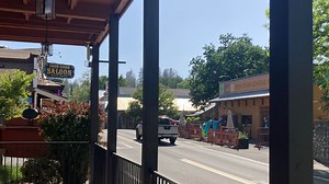Groveland businesses struggle as Hwy 120 closure hinders access to Yosemite