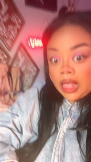 The Oakville Blobs is one of the weirdest unsolved mysteries to come out of a small town in Washington. In 1994, during a rainstorm in Oakville, instead of water, a strange gelatinous substance rained from the sky. The blobs covered cars, houses, and streets, and soon after, many residents reported feeling ill with flu-like symptoms. Lab tests on the blobs found cells but no definitive explanation for what they were or how they fell from the sky. To this day, the Oakville Blobs remain an eerie a