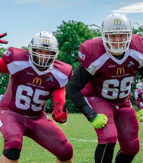 American Football Moments: Running Back Breaks 50 Yards