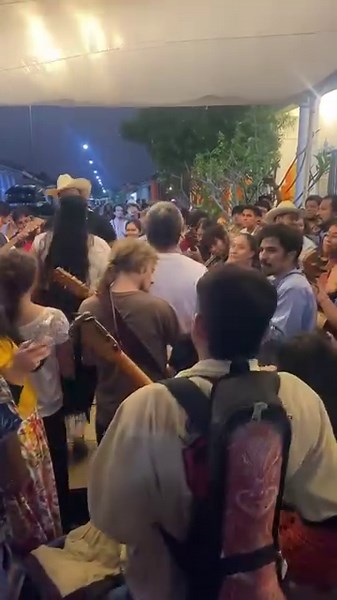 La Santa Cecilia on Reels