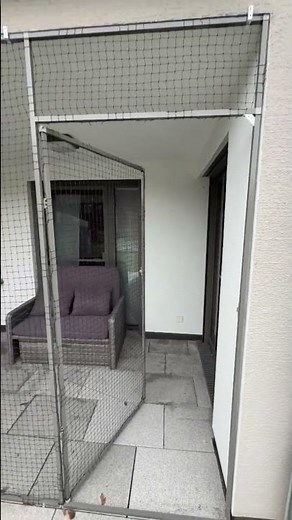 #Katzennetz #Katzensicherung #Balkonschutz #Katzenbalkon #gesicherterFreigang