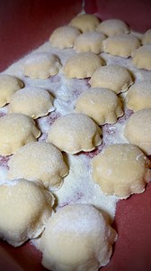 Next time you’re here come and try this wonderful dish! Our homemade ravioli stuffed with creamy pumpkin and tossed in a buttery sage sauce, is the perfect cozy full dish you won’t wanna miss it! 📍 1250 Hylan Blvd, Staten Island, NY 📞 (718) 420-6150 🎊 Catering & Private Events 🚗 Takeout available #statenisland #italianrestaurant#ravioli #homemade #pasta | Osteria Bocelli