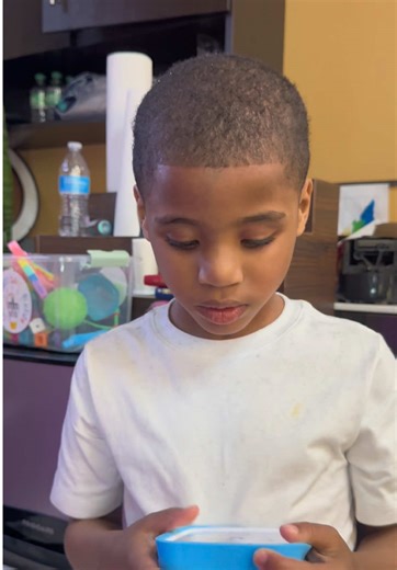 “We have been through a lot together. His first time, he didn’t let me do anything. But his family stayed consistent and never gave up. He has came a long way building his haircut tolerance, pretty soon he will be sitting in the chair getting lightning bold designs ⚡️” @HenryTribes _______________________ Donate towards sensory friendly haircut experiences via Go fund me https://gofund.me/cd3f8457 LINK IN BIO Weighted capes available on Amazon or our website www.theweightedcape.com Add more fidg