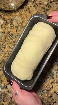 homemade white sandwich bread 🍞 i've made this so much i don't even have look the recipe anymore🩷