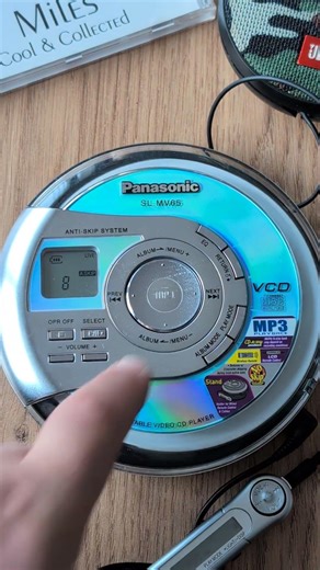 Rare Panasonic SL-MV65 Portable Video CD Player