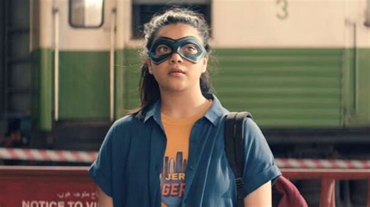 "Power change is weird" — Fans divided over Ms. Marvel’s new powers and whether the original should return