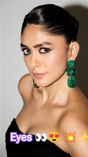 Mrunal just dropped these pics 😍”“How can someone look this perfect?