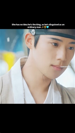 ckdramafann on Instagram: "The way he saved her from the rain 🤌🏻 Drama Name: To My Beloved Theif Plot: A romantic comedy historical drama about a woman who accidentally becomes a thief and a great Joseon army chasing her, whose souls switch, and they save and protect each other. Hong Eun Jo is a girl born to a noble father and a slave mother. She is also known as Hong Gil Dong. Eun Jo is a righteous thief who steals from corrupt officials' granaries for the people. She hides her gender and liv