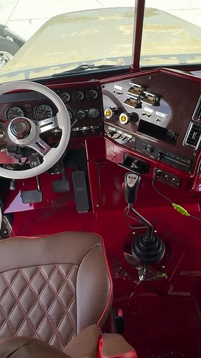 41K views · 12K reactions | Our Team Transformed This Client’s Interior For His 1999 Freightliner Classic XL #semitrucks #semis #bigtrucks #18wheelers #18wheeler #freightliner #trucks #bigrigs #freightlinertrucks #heavyhaul #freightlinerclassic | Florida Finest Customs | Facebook